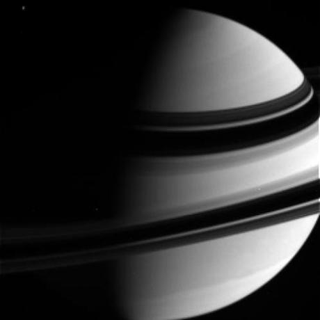 Ombre degli anelli su Saturno