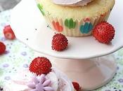 Coconut strawberry cupcakes