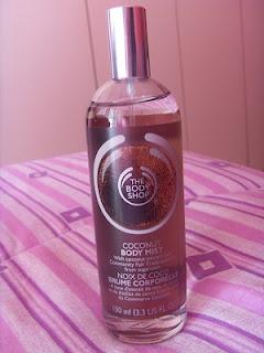 THE BODY SHOP Spray Profumato per il corpo al cocco  recensione coconut bodymist