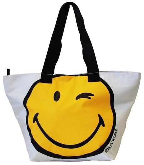 Smiley for Benetton per la collezione Summer 2012