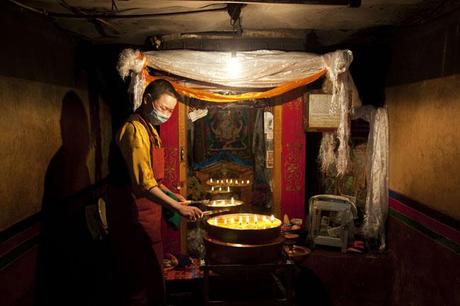 DOPPIO ROSSO Cina e Cuba, Fotografie di Neige De Benedetti, Testi di Adriano Sofri e Giampaolo Visetti, Skira editore, milano presentazione