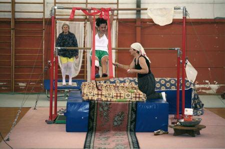 Nilbar_Gures_2009_Unknown_Sports_Indoor_Exercises_video_12_min_30_sec