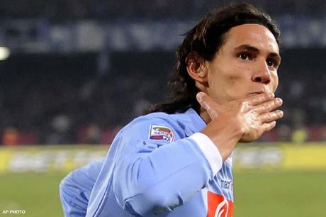 Napoli pronto un SUPER INGAGGIO per trattenere Cavani ! Ecco l’offerta da parte di Bigon…