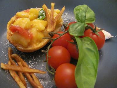 Gnocchi di patate in cestino di patata, di Manuela