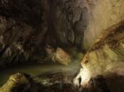 Scoperto enorme fiume sotterraneo nell’isola Seram dagli speleologi Italiani