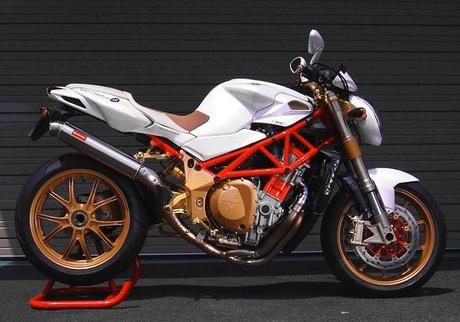 MV Agusta Brutale 860 CR 2005 by Moto Corse