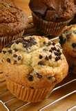 Muffin al mascarpone al caffè e gocce di cioccolato