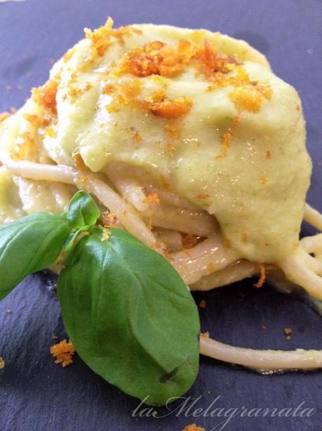 Spaghettoni di Gragnano con crema di zucchine trombetta e bottarga