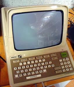 Addio vecchio Minitel ci hai fatto sognare