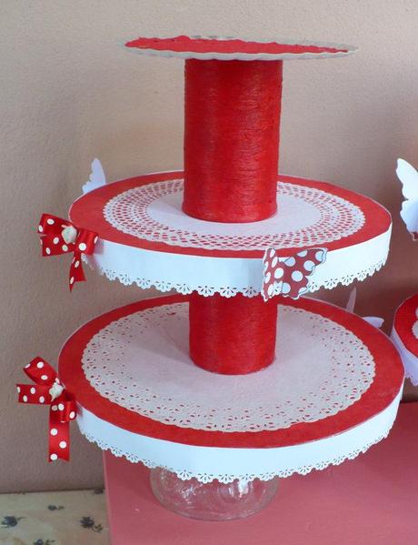 Stand Porta Cupcakes! - DIY Cupcake stand!