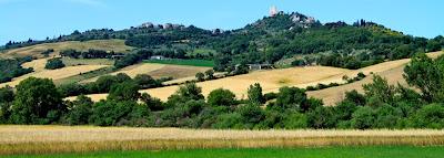 entrare in Val d'Orcia