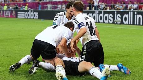 Europei 2012 Gruppo B: la Germania è prima, il Portogallo supera l’Olanda