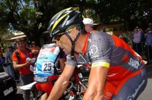 Doping, da Armstrong bonifici per 465mila $ al dott. Ferrari