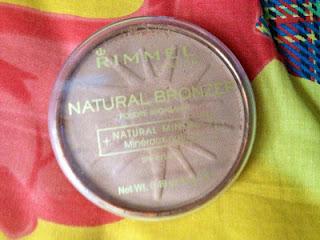 Mai più grigia con la Natural Bronzer di Rimmel