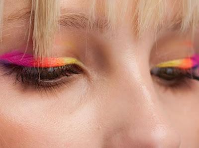 TREND SUMMER ... FLUO EYES!