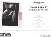 Diane pernet, shadows icon. immagini private un’icona della moda