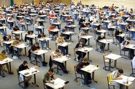 497.310 giovani all’esame di maturità da oggi. Si può maturare, o no, anche senza l’esame specifico.