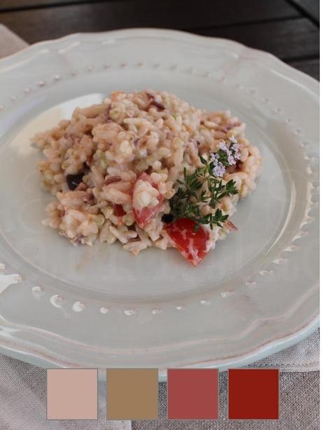 Riso e grano saraceno con fiori di timo