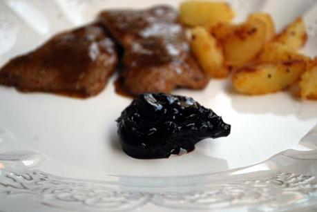 SCALOPPINE CON SALSA AL MADERA E FICHI CARAMELLATI