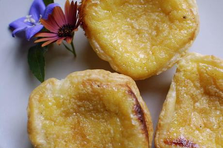 Tartellette portoghesi alla crema