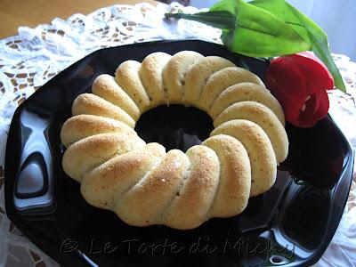 Ciambella soffice al latte di cocco