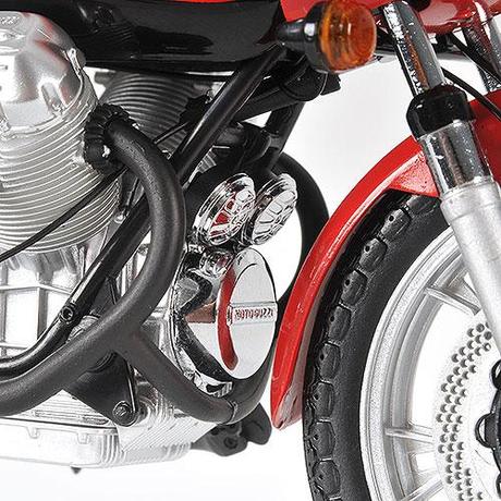 Moto Guzzi 850 MKI Le Mans 1976 Red by Minichamps