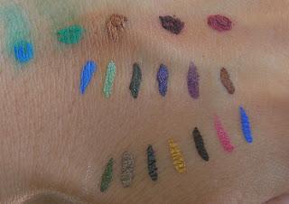 Swatches rubati (parte terza): Son tornata da Kiko... Eyeliner Active Colours!