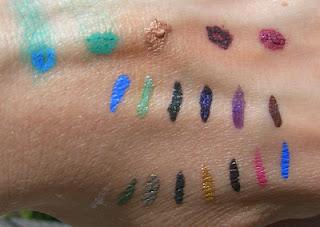 Swatches rubati (parte terza): Son tornata da Kiko... Eyeliner Active Colours!