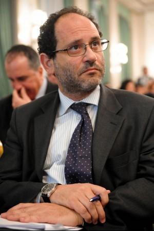 Io mi fido più di Ingroia che del Fatto simil Libero o del Sallusti più figo e divertente mischiato con Di Pietro, Travaglio. O chi per esso.