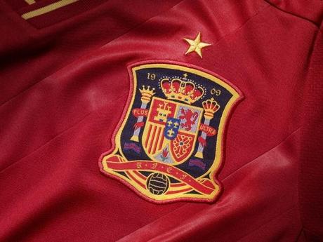 spain-crest-adidas-euro-2012