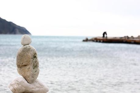 stone balancing?