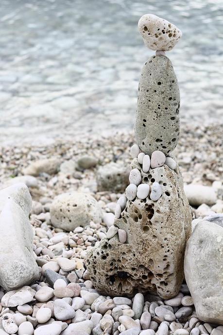 stone balancing?