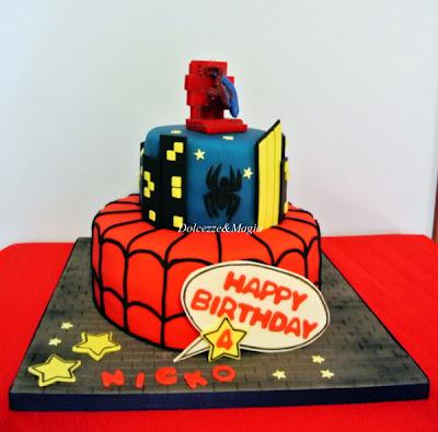 SpiderMan Cake ... amazing ....