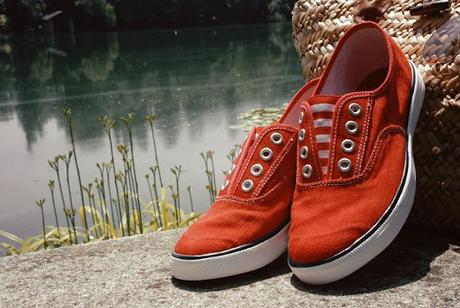 Red converse