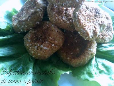 Polpettine aromatiche con tonno e patate