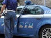 Pregiudicato cerca sfuggire poliziotti disfa di100 hascisc viene fermato