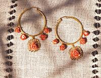 Rose di Corallo per la collezione Dolce & Gabbana 'Mamma' Jewels