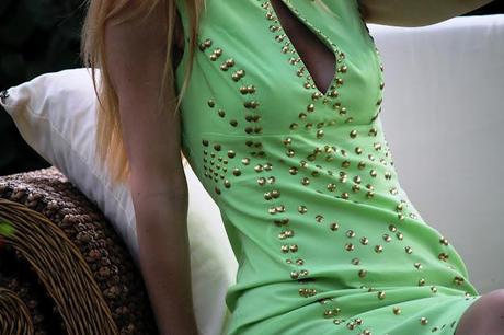 Abito giallo lime con borchie / Yellow lime dress with studs