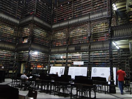 Non solo Copacabana, la Real Gabinete Portugues De Leitura di Rio