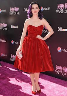 Katy Perry in Dolce & Gabbana alla premiere di Part of Me