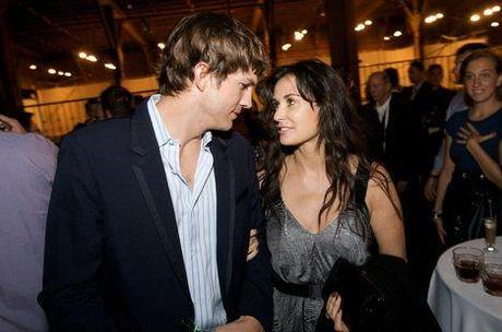 Fauci (minuscoli perizomi di seta nera)