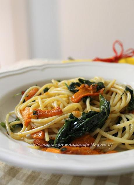 SPAGHETTI CON SPINACINI FRESCHI E ZUCCA