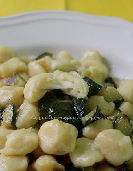 GNOCCHI RIPIENI DI SCAMORZA AFFUMICATA