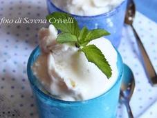 Gelato alla pesca cioccolato bianco dolcipensieri