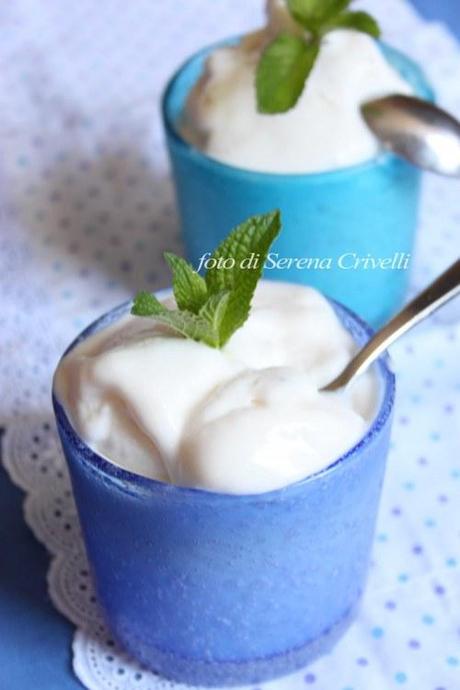 GELATO ALLA PESCA CON CIOCCOLATO BIANCO di Dolcipensieri