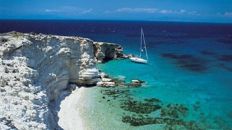 In Grecia in barca a vela con la crociera di Mondovela Yachting & Vacanze. Dal 4 agosto.