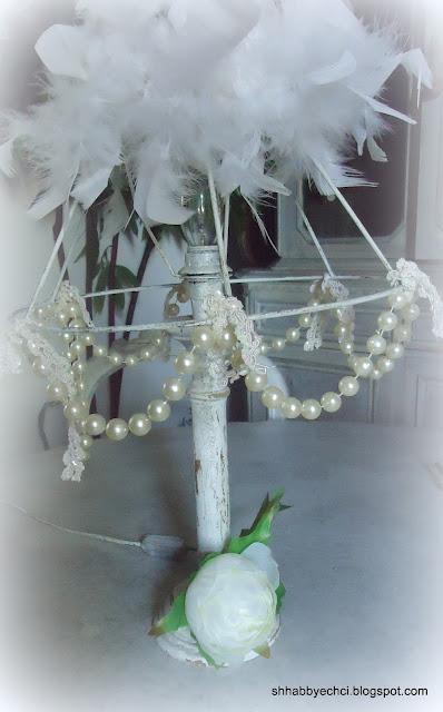 Come creare una lampada da tavolo romanticamente shabby