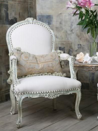 Bellissima poltrona in stile shabby chic http://shabbychic.blox.pl/