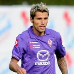 Il Roma – Il Napoli spera per Jovetic,intanto potrebbe ingaggiare il forte centrocampista viola Behrami,ecco le ultime!