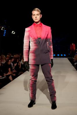 Kay Kwok wins Mittelmoda2012